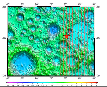 レーザ高度計による等高線図(赤線は「かぐや」の軌道。星は落下位置）(C)JAXA/SELENE 処理：国立天文台